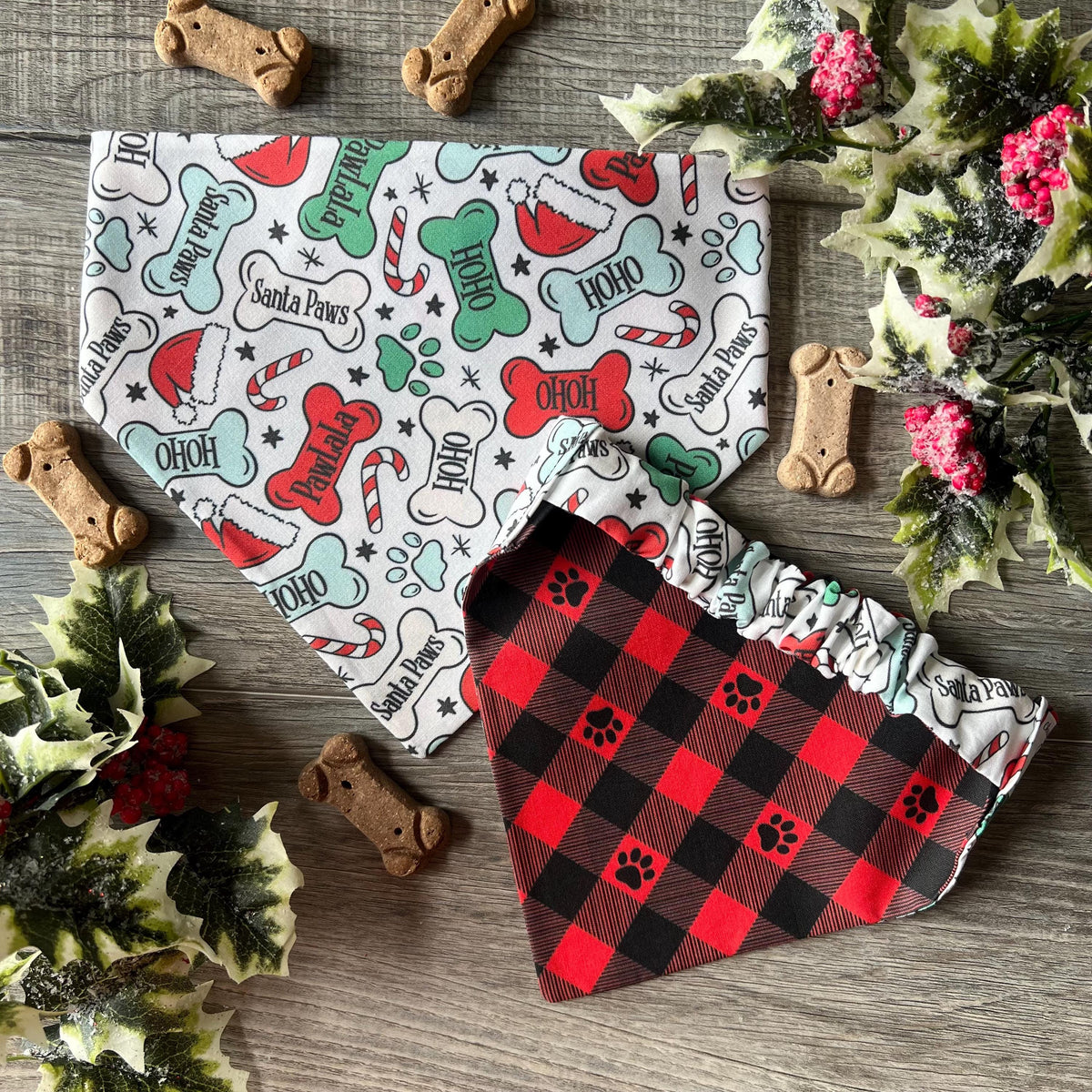 Christmas Santa Paws Dog Bandana: Scrunchie, Reversible Buffalo Check