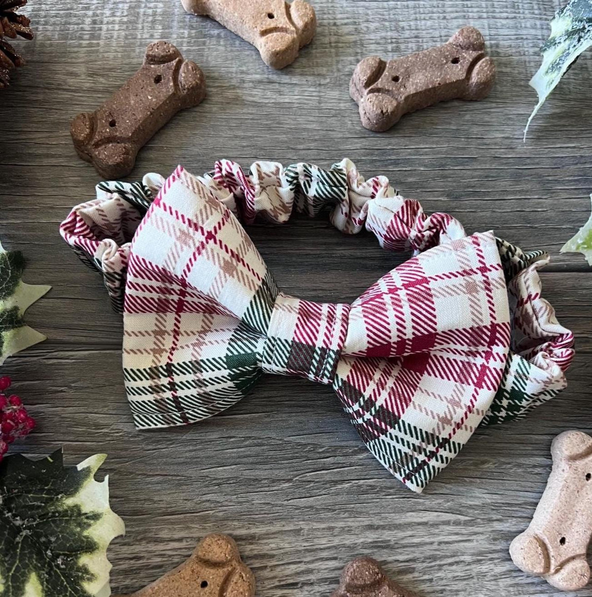 Christmas Vintage Plaid Dog Bandana or Bow Tie; Scrunchie, Red, Green